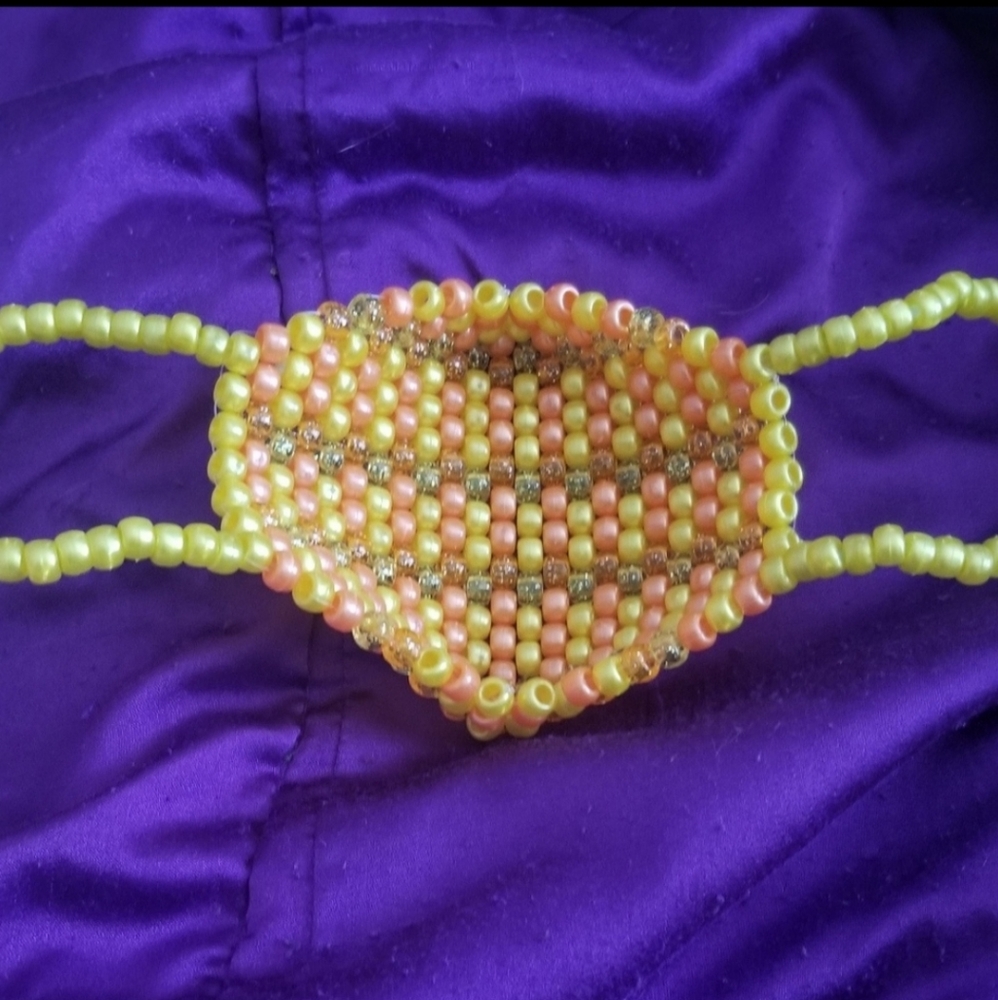 Kandi Mask - Picture 3 of 4